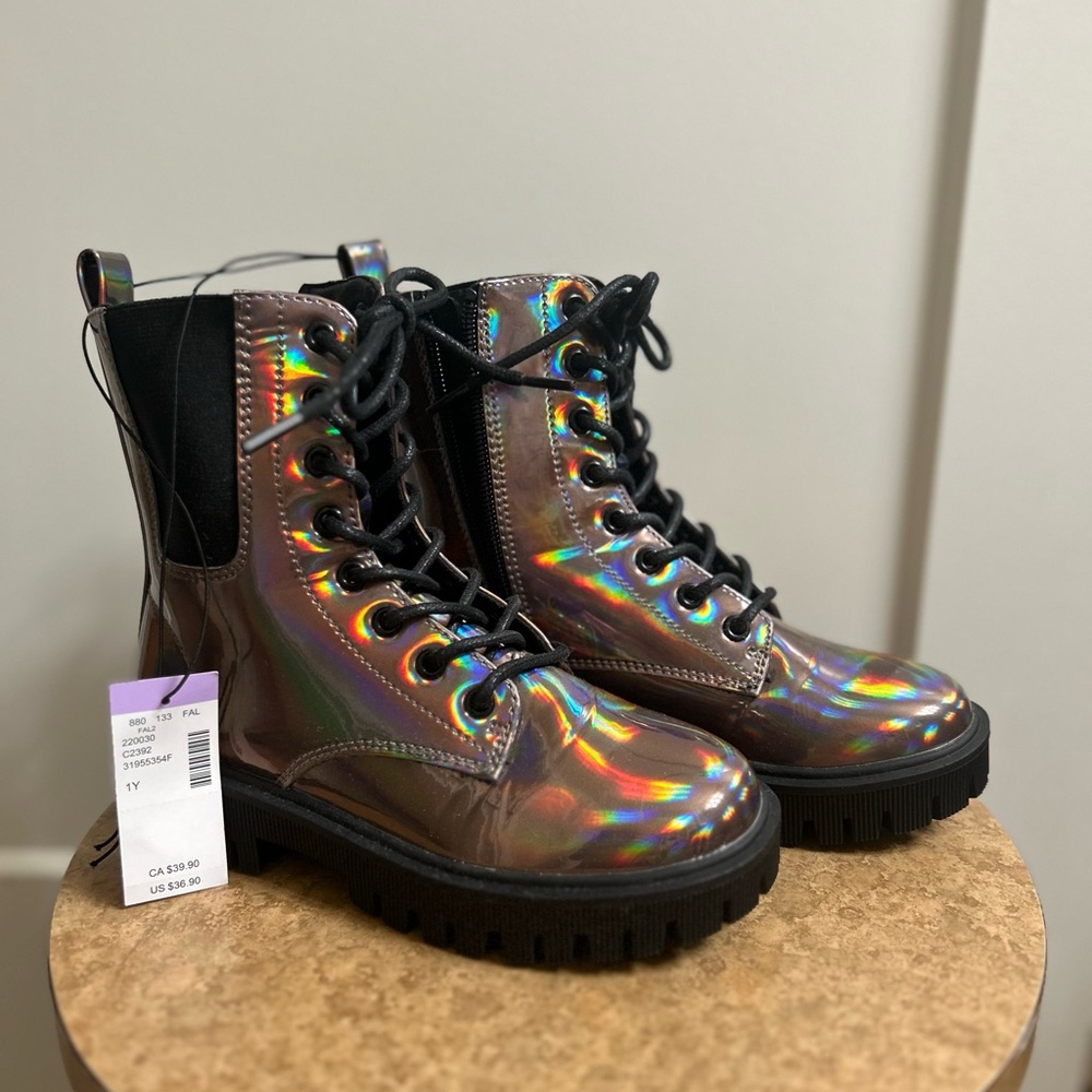 Evsie Girls Holographic Combat boots